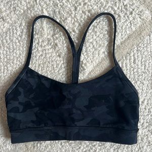 Lululemon Flow Y Sports Bra Size 6